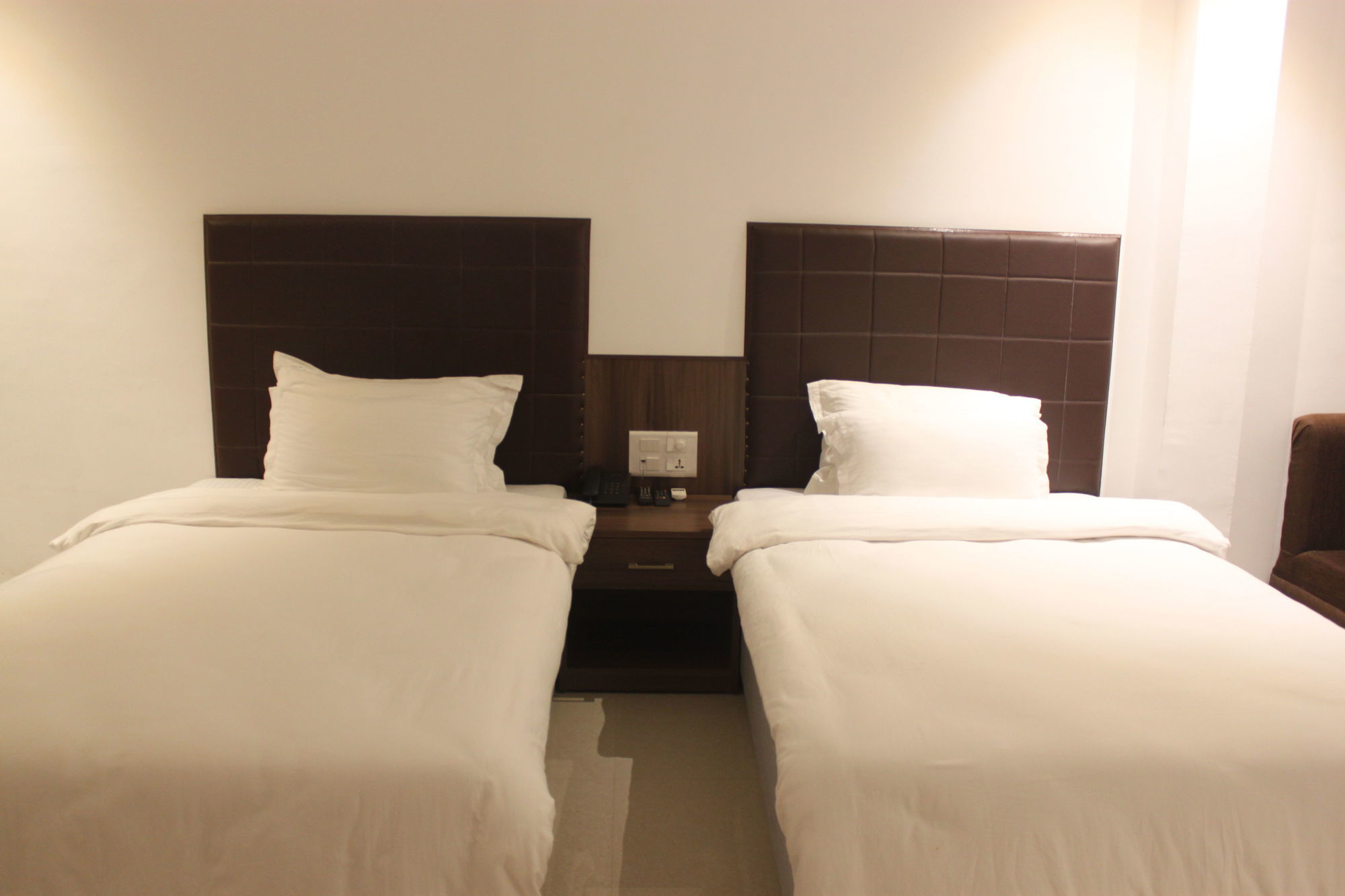 Niranjana Hotel Bodhgaya Ruang foto